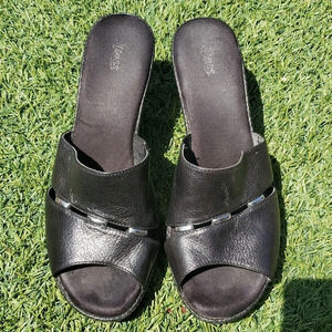 Bass Wedge Womens Shoes